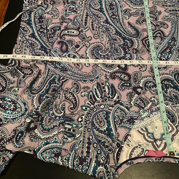 Vera Bradley Scrub Top - Picture 9 of 9